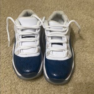 Jordan 11 retro retro snakeskin, size 6.5